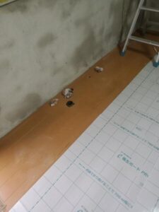 システムキッチン施工中