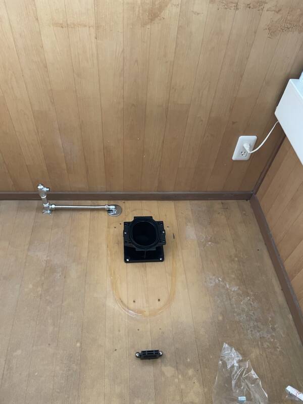 トイレ工事施行中