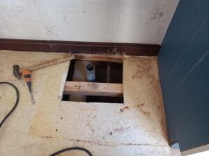 洗面化粧台下地施工中