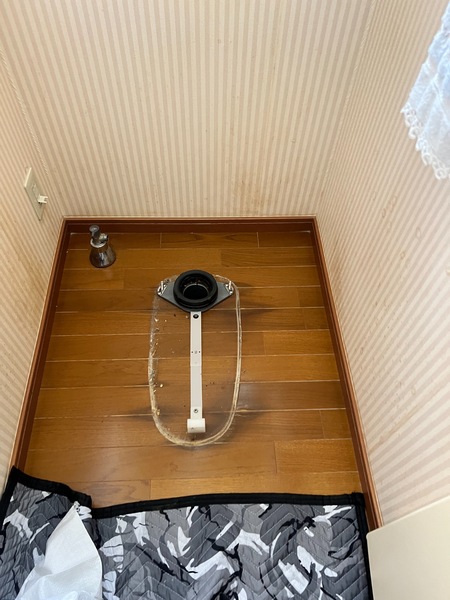 トイレ取外し状況