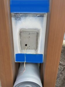 インターフォン施工中