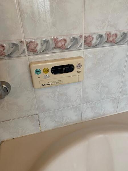 浴室用リモコン施工前