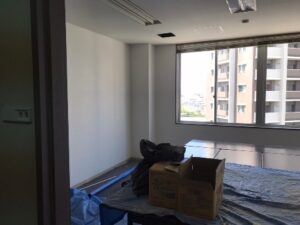 内装施工中