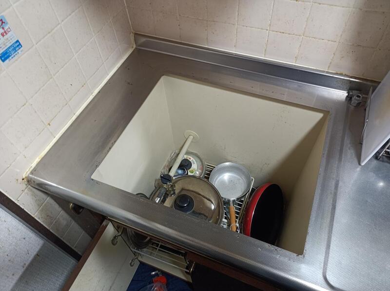 ガスコンロ施工中