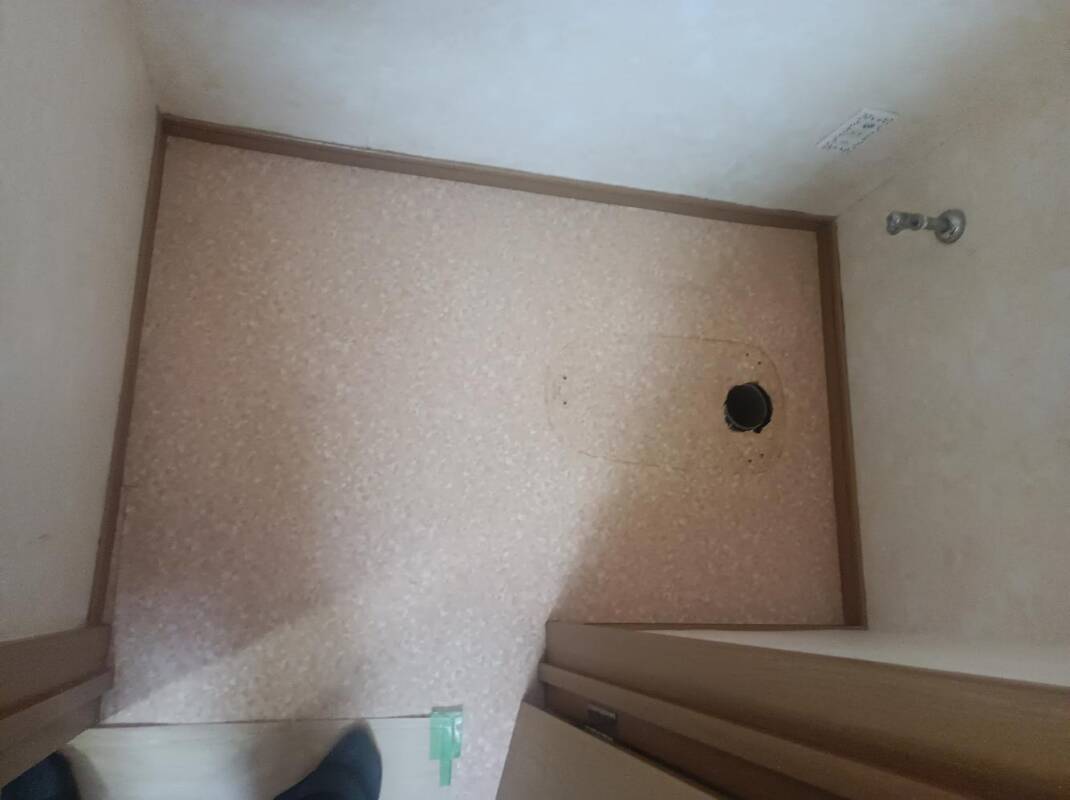 トイレ施工中