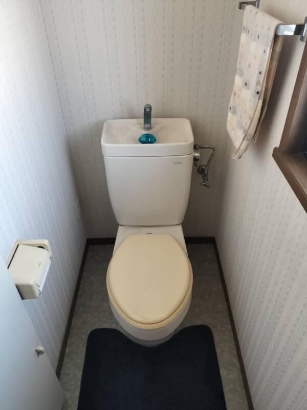 トイレ施工前