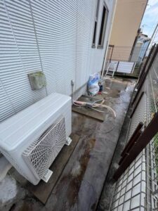 エコキュート施工中